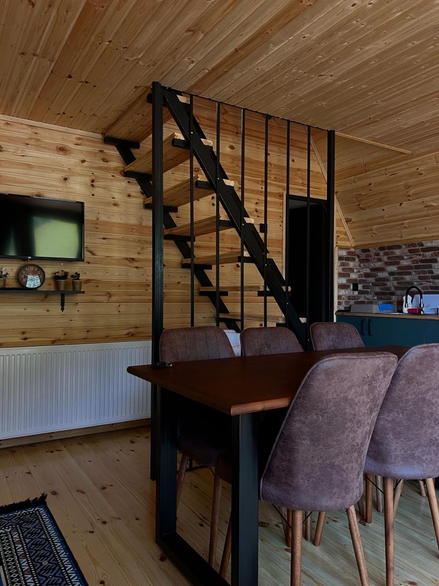 Kazbegi Inn Cottages Bagian luar foto